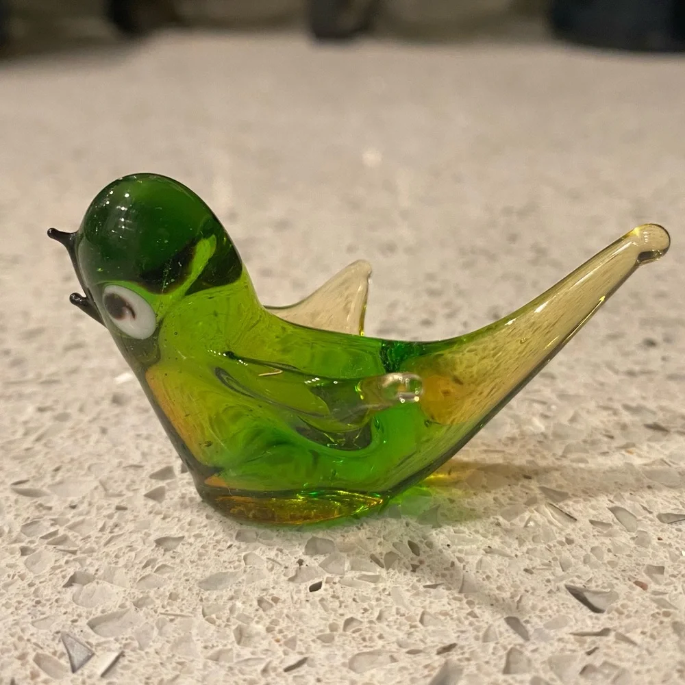 Green Glass Bird Figurine Decorative Collectible